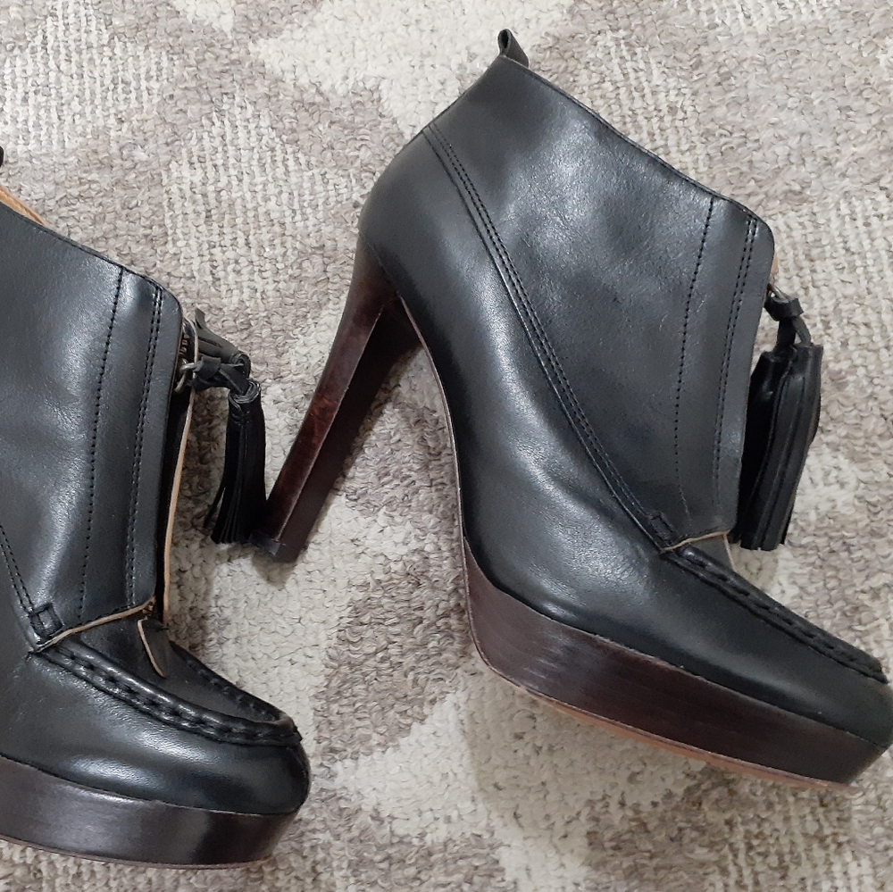 Coach Cary Boots Size 9.5